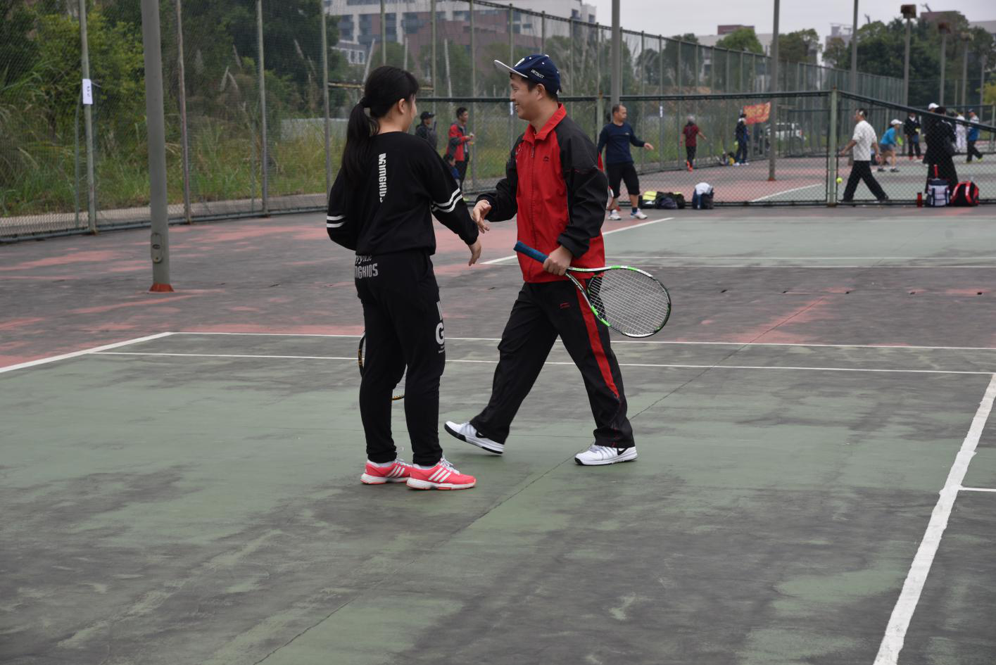 父女组合互相鼓励 父女组合互相鼓励